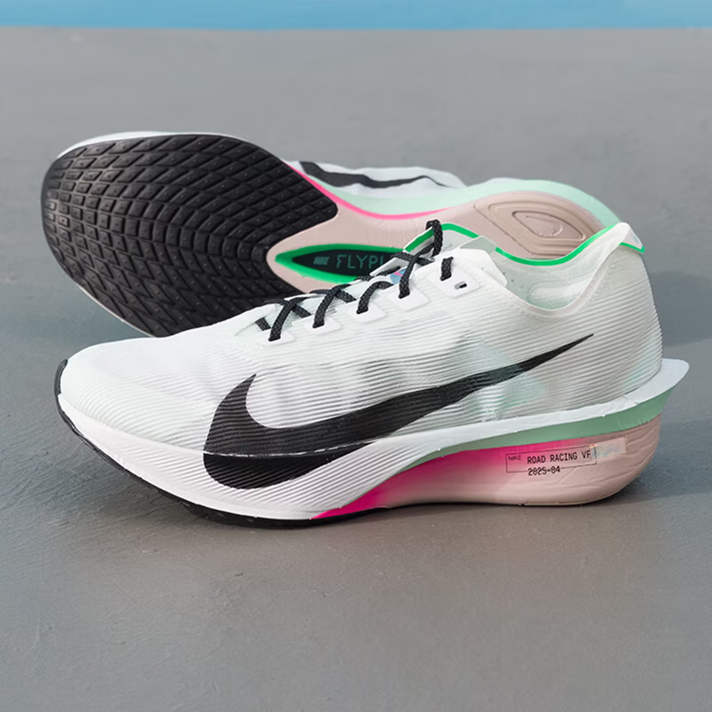 NIKE VAPORFLY 4 Scarpe da Cors - Lightweight Road Running Shoes recensione e prezzo